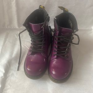 Adorable Dr. Martens! Purple 8 holes with side zip kids 11 LIKE NEW!